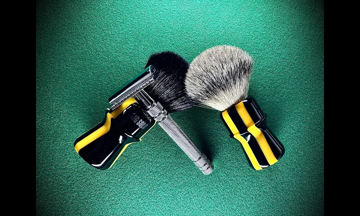 SIG SOLO holds the prototype and final Frank Shaving custom brushes alongside the solid copper three-piece razor