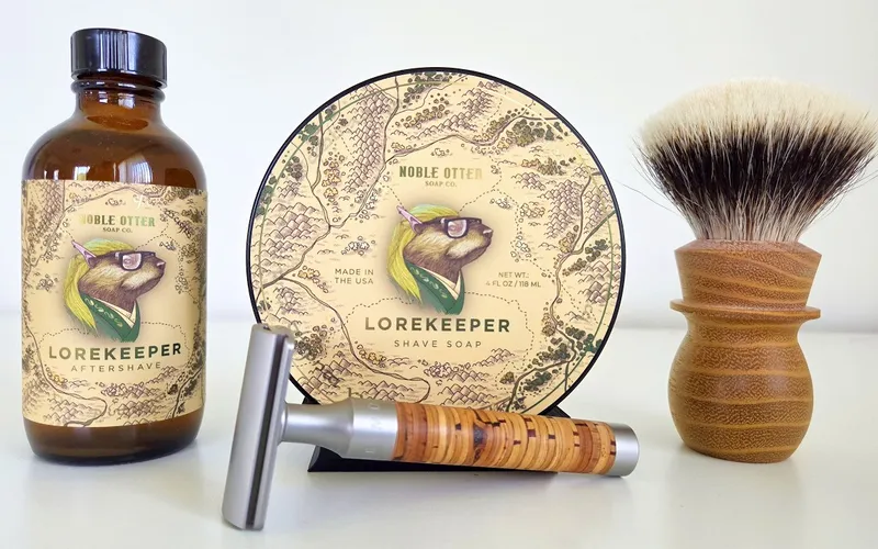 Noble Otter Lorekeeper soap with Muhle Rocca R95 razor and Trotter black locust brush