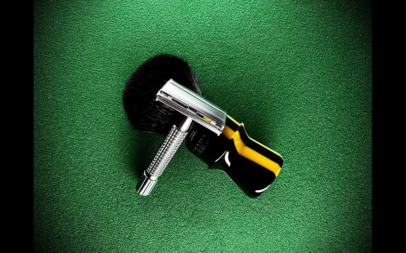Frank Shaving matte chrome copper twist-to-open safety razor