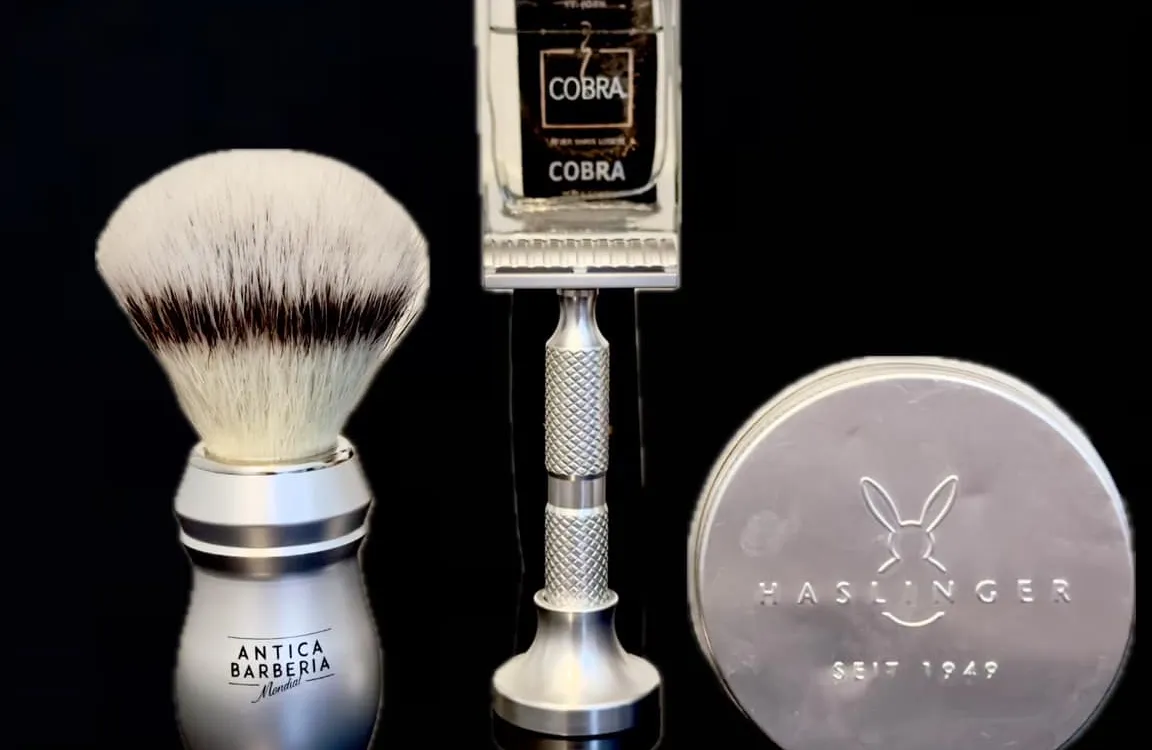 Timeless Aluminum Razor