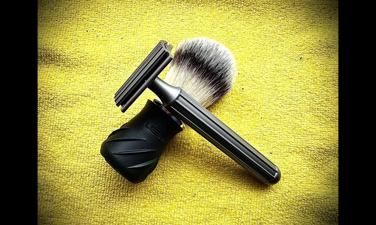 SIG SOLO using the Design94 Titanium razor during a travel shave in a vintage hotel bathroom
