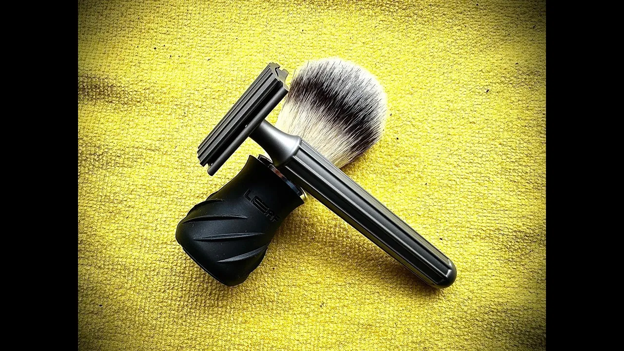TRAVEL SHAVE: DESIGN94 ~ TITANIUM (YouTube thumbnail)