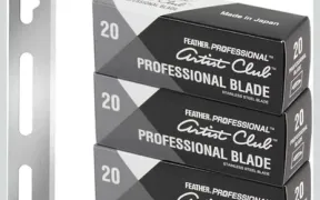 Photo shared in the Shave Dad group thread about choosing a blade for a first AC-style razor.
