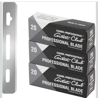 Photo shared in the Shave Dad group thread about choosing a blade for a first AC-style razor.