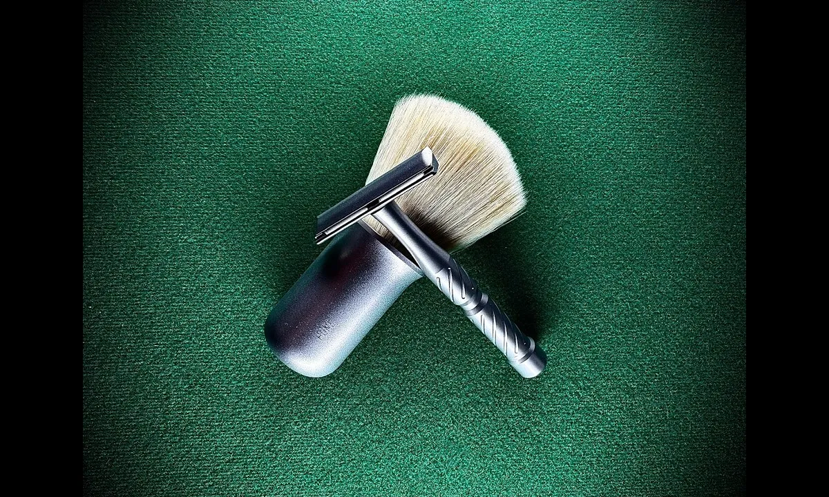 Blackland Vector razor in satin stainless steel finish with Feather Professional blade