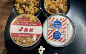 Jax shaving soap, Shave Dad x Van Yulay collaboration, Cracker Jack-inspired caramel corn label